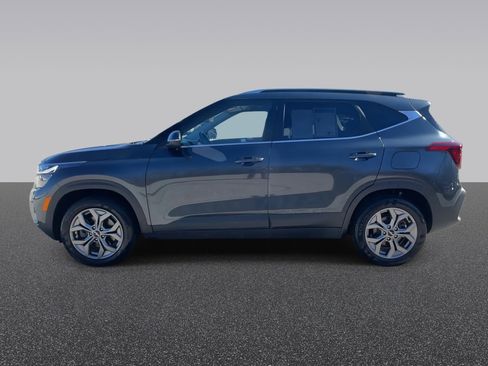 Used 2024 Kia Seltos S AWD/4WD image 6