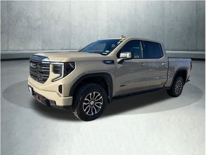 Used 2022 GMC Sierra 1500 AT4 w/ AT4 Preferred Package