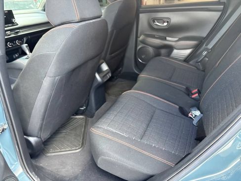 Used 2024 Honda HR-V Sport image 11