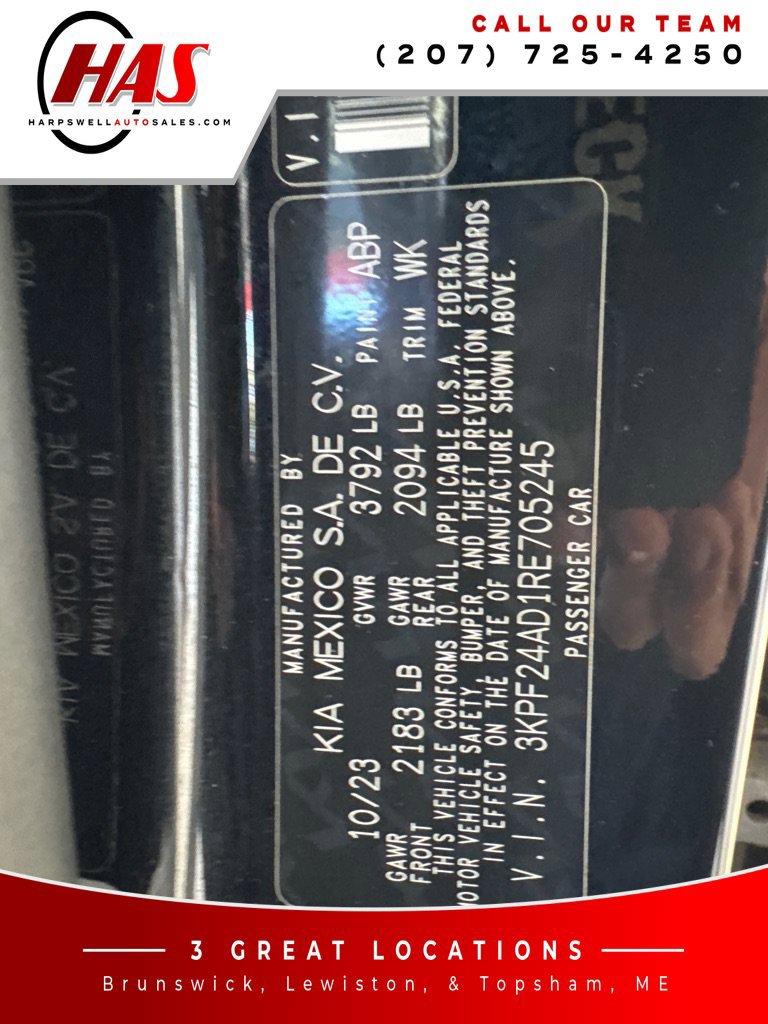 Used 2024 Kia Forte LXS FWD image 17
