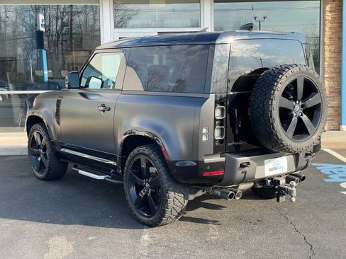 Used 2023 Land Rover Defender 90 V8 AWD/4WD image 11