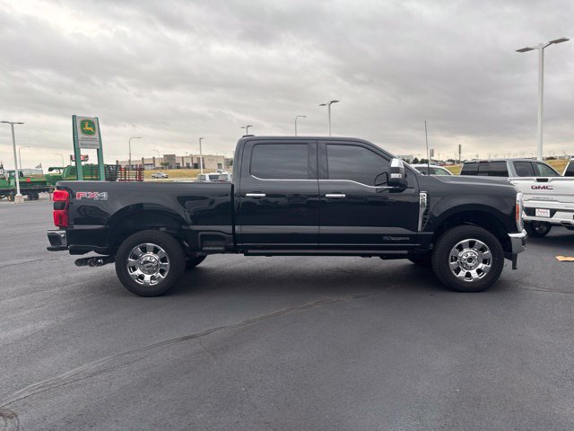 Used 2023 Ford F250 Lariat w/ Lariat Ultimate Package AWD/4WD image 4