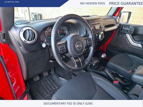 Used 2016 Jeep Wrangler Sahara w/ Connectivity Group image 21