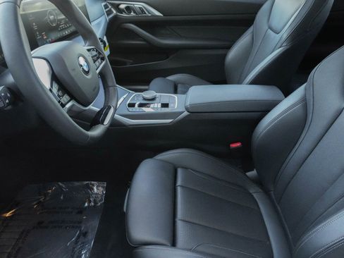 Certified 2025 BMW 430i Coupe w/ Convenience Package image 12
