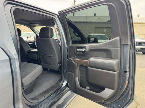 Used 2019 Chevrolet Silverado 1500 RST image 21