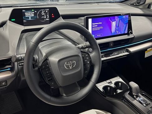 New 2026 Toyota Prius Limited FWD image 10