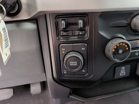 New 2026 Ford F250 XL w/ STX Appearance Package AWD/4WD image 24