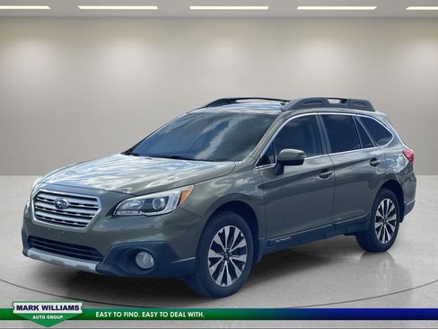 Used 2015 Subaru Outback 2.5i Limited AWD/4WD image 2