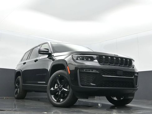 New 2026 Jeep Grand Cherokee L Limited image 29