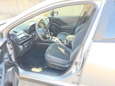 Used 2025 Subaru Crosstrek 2.5i Premium AWD/4WD image 4