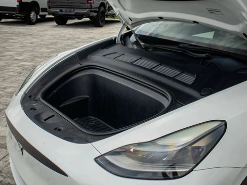Used 2022 Tesla Model Y Performance AWD/4WD image 35