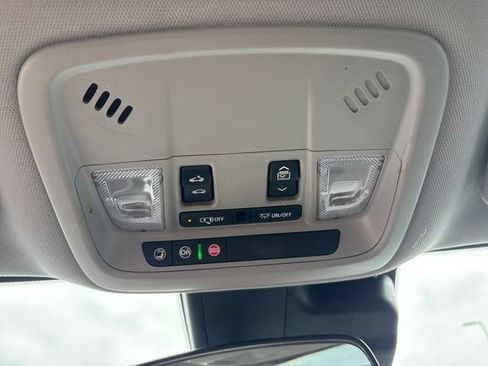 Used 2023 Chevrolet Malibu LT FWD image 22
