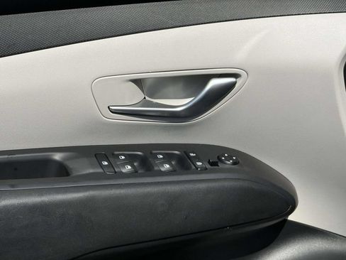 Used 2022 Hyundai Tucson SEL AWD/4WD image 16