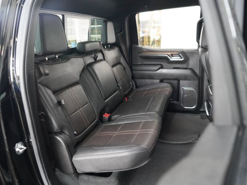 Used 2024 Chevrolet Silverado 1500 High Country w/ Technology Package image 38