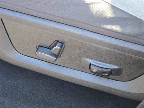 Certified 2023 RAM 1500 Classic SLT w/ Trailer & Traction Group image 28