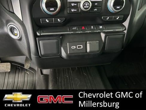 Used 2022 GMC Sierra 1500 Elevation w/ LPO, Elevation Black Package image 23