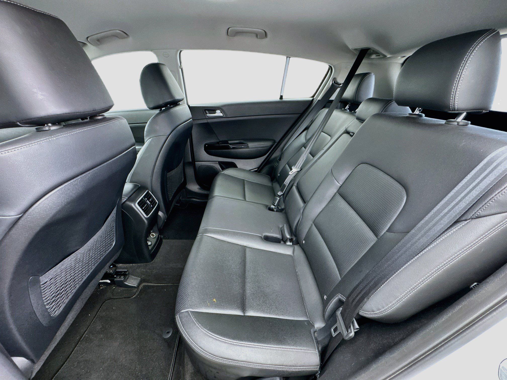 Used 2020 Kia Sportage EX w/ Paint Protection Package FWD image 15