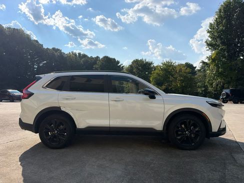 Used 2024 Honda CR-V Sport Touring image 11