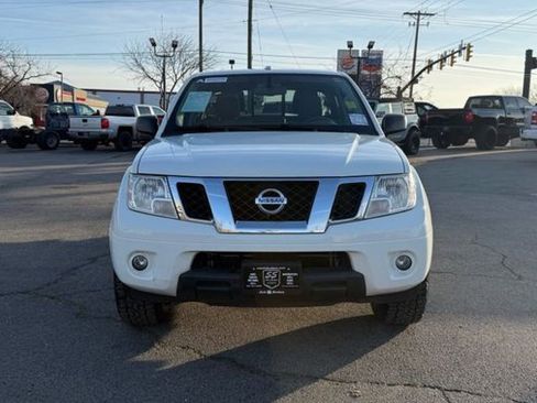 Used 2017 Nissan Frontier SV w/ SV Value Truck Package image 3