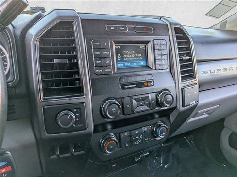 Used 2019 Ford F350 XLT AWD/4WD image 18