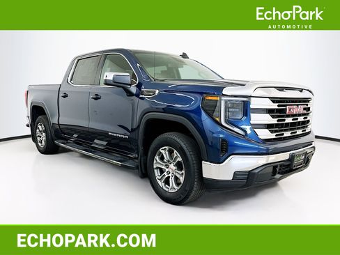 Used 2022 GMC Sierra 1500 SLE image 1