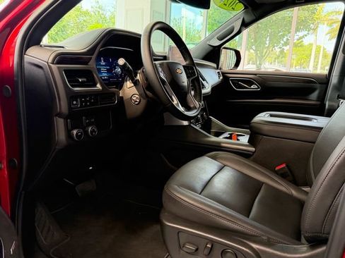 Used 2024 Chevrolet Tahoe LT w/ Luxury Package RWD image 7