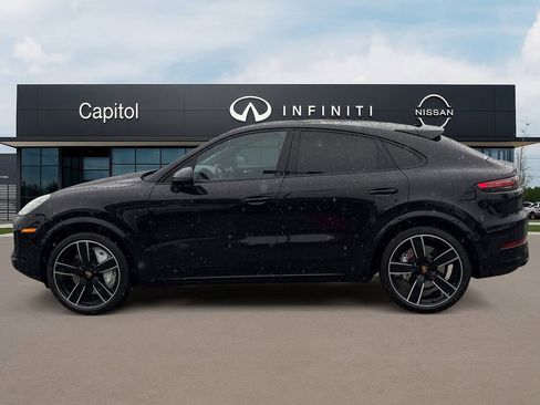 Used 2021 Porsche Cayenne Turbo w/ Premium Package Plus (PI3) image 10