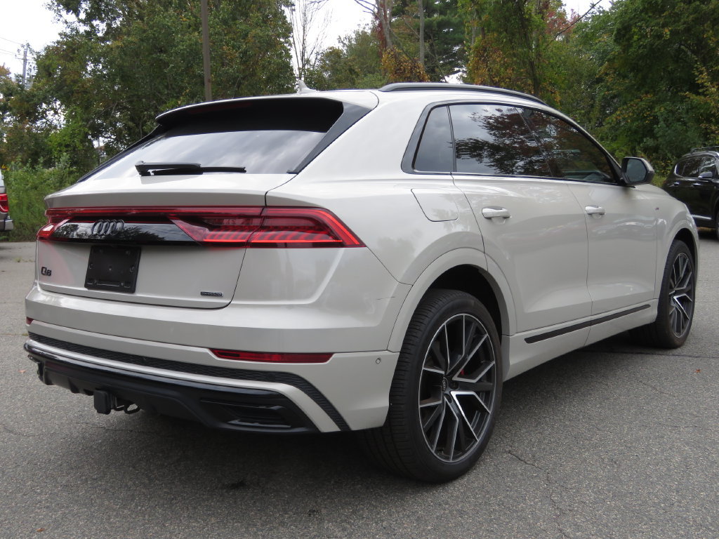 Used 2021 Audi Q8 Premium Plus w/ Premium Plus Package AWD/4WD image 5