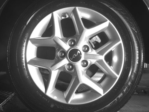 Used 2025 Kia Soul LX w/ LX Technology Package image 14