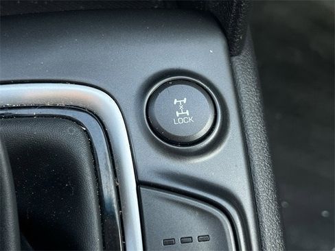 Used 2018 Hyundai Kona SEL image 23