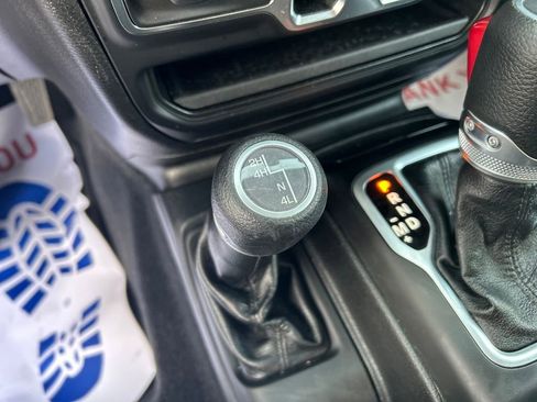 Used 2021 Jeep Wrangler Unlimited Sport AWD/4WD image 31