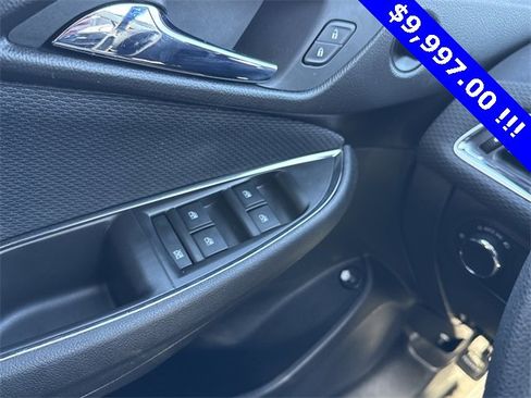 Used 2017 Chevrolet Cruze LS image 13