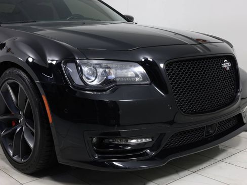 Used 2023 Chrysler 300 C RWD image 37