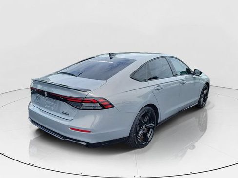 Used 2024 Honda Accord Sport image 31