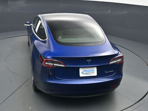 Used 2020 Tesla Model 3 Long Range AWD/4WD image 18