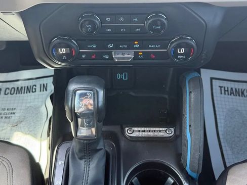 Used 2021 Ford Bronco Wildtrak AWD/4WD image 25