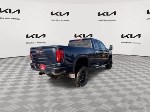 Used 2021 GMC Sierra 2500 Denali w/ Denali Ultimate Package AWD/4WD image 9