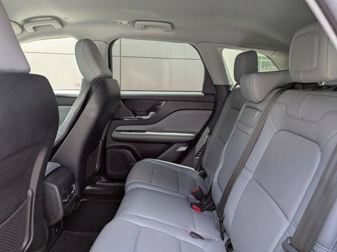 Used 2022 Lincoln Corsair Reserve AWD/4WD image 14