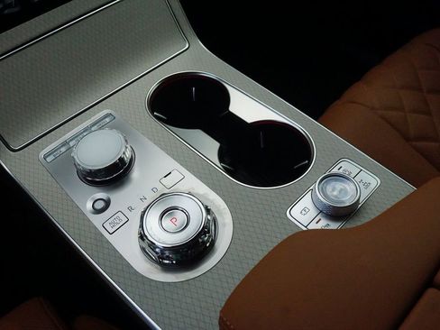 New 2025 Genesis GV80 3.5T Prestige image 10