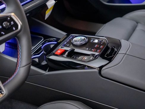 New 2027 BMW M5 Touring AWD/4WD image 13
