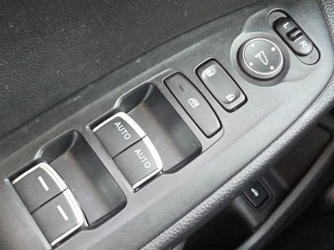 Used 2019 Honda Accord Touring image 28