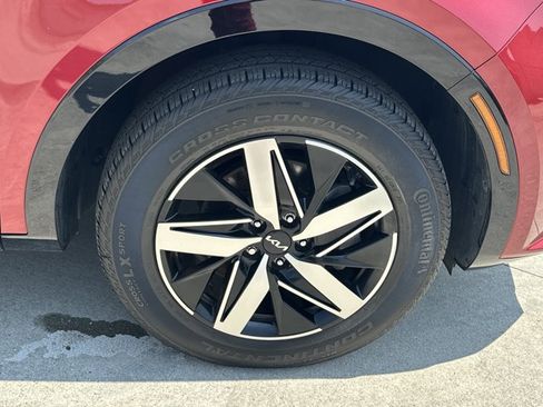 Certified 2023 Kia Sorento S w/ Panoramic Sunroof Package FWD image 15