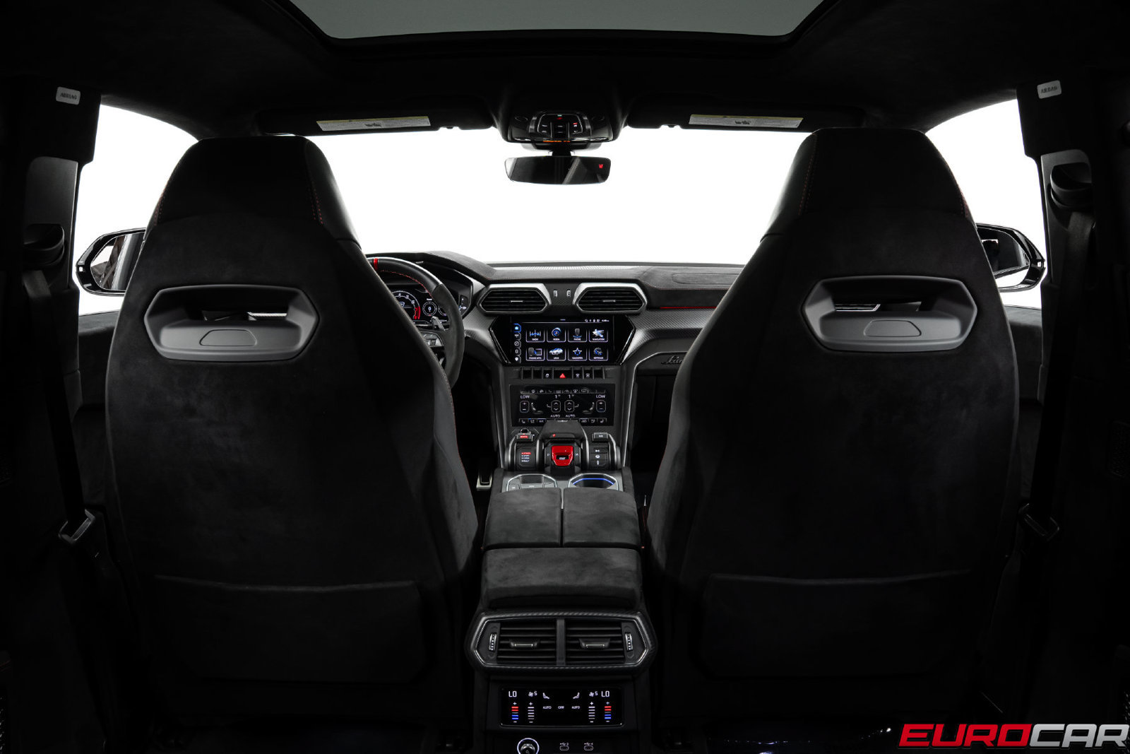 Used 2023 Lamborghini Urus Performante AWD/4WD image 33