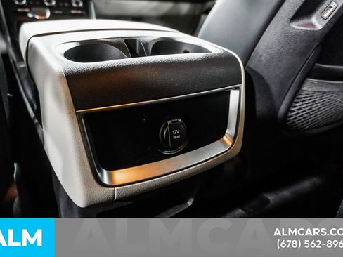 Used 2024 Kia Carnival LX FWD image 45