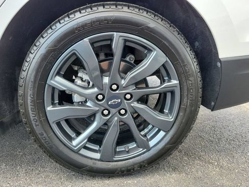 Certified 2023 Chevrolet Equinox RS FWD image 32