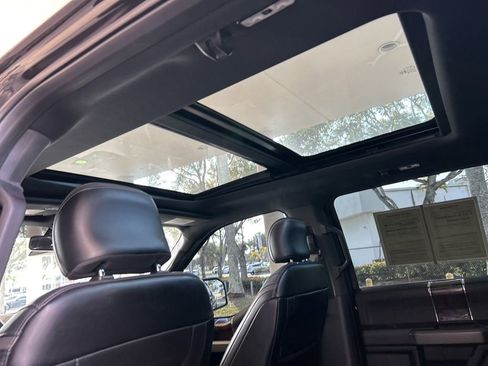 Used 2015 Ford F150 Platinum w/ Equipment Group 701A Luxury image 44