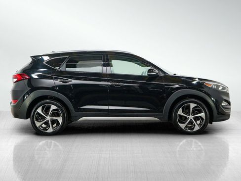 Used 2017 Hyundai Tucson Limited w/ Cargo Package AWD/4WD image 6