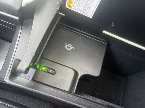 Used 2022 Lexus ES 300h F Sport image 24