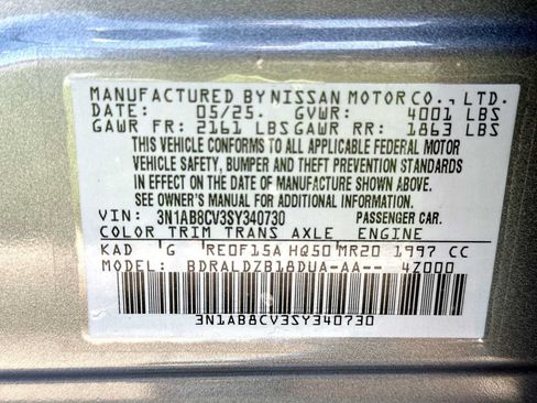 Used 2025 Nissan Sentra SV FWD image 22
