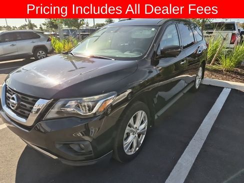 Used 2018 Nissan Pathfinder SL w/ SL Premium Package FWD image 1